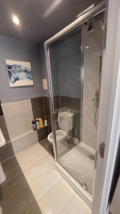 Modern Studio Maidstone - Redecorated Oct 2023 Extérieur photo
