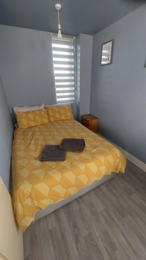Modern Studio Maidstone - Redecorated Oct 2023 Extérieur photo